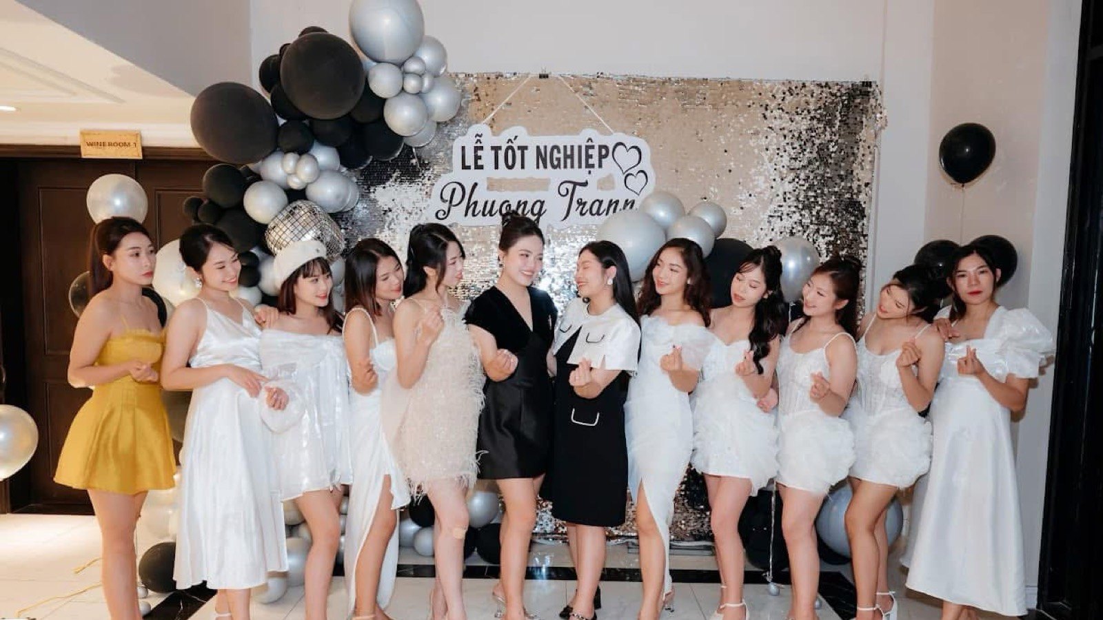 Nếu ngày mai bạn không cầm được cọ, nghề này còn lại gì cho bạn?