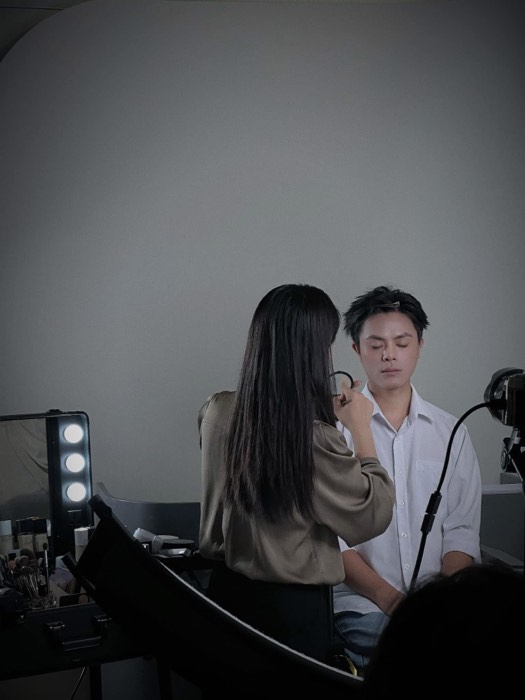 Thực hành làm tóc cho người mẫu