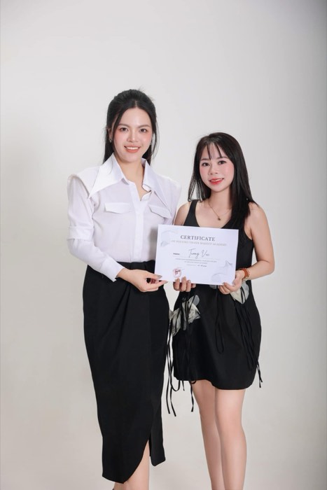 Niềm vui ngày ra nghề