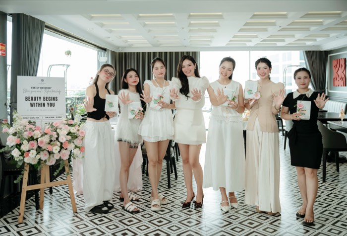 Cả nhóm học viên trong buổi workshop